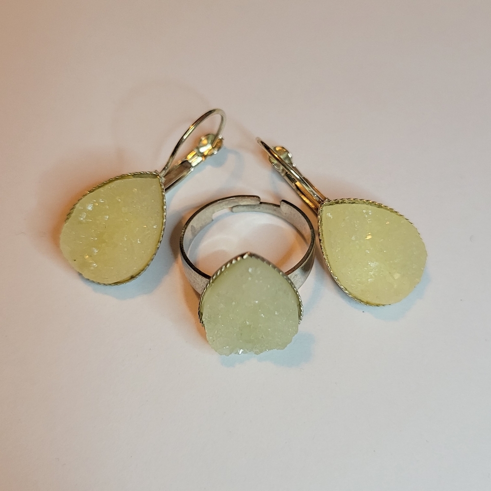 Meccafox earrings and ring - Picture 3 of 3